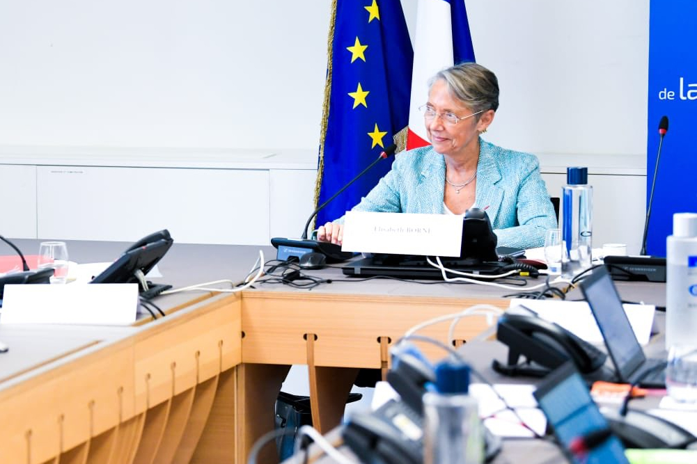 Elisabeth Borne va lancer un « appel à manifestation d'intérêt » pour  déployer le nouveau dispositif de transition collective - Centre Inffo