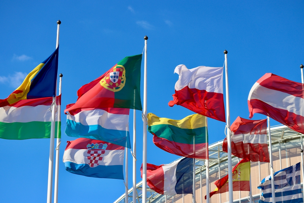 Drapeaux des Etats membres de l'Union européenne.
