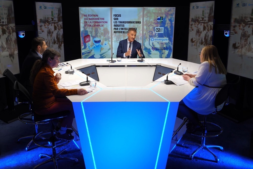 Le 8 avril 2025, présentation du 6e baromètre de la formation et de l'emploi Centre Inffo / CSA.