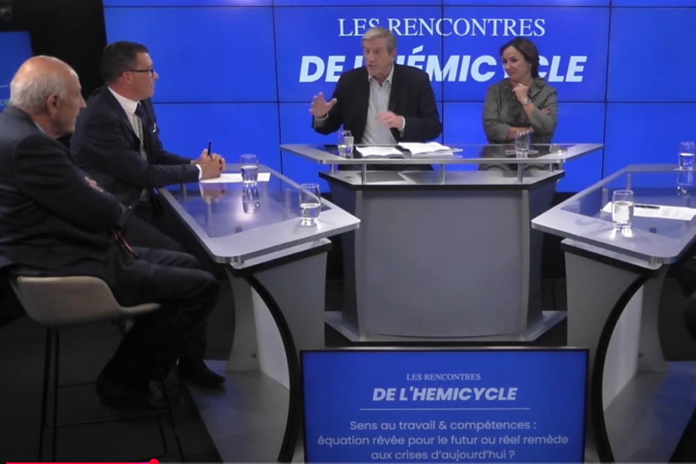 Débat sur le travail et les retraites, organisé le 25 juin par la revue L’Hémicycle en partenariat avec le Groupe Alpha, avec Arnaud Muret, directeur général de l’Opco EP.