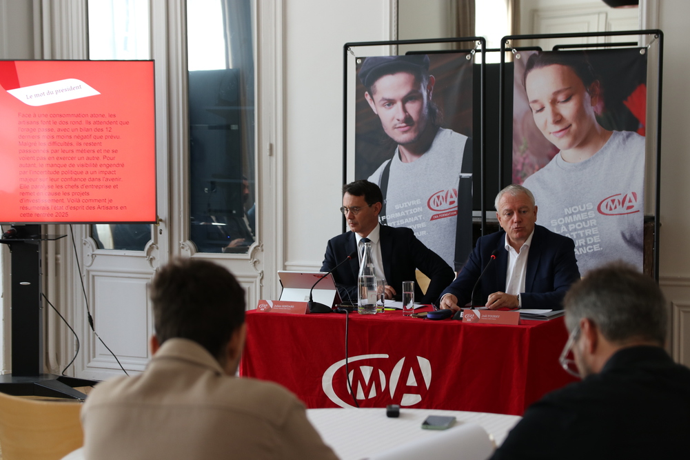 Julien Gondard et Joël Fourny, respectivement directeur général et président de CMA France.