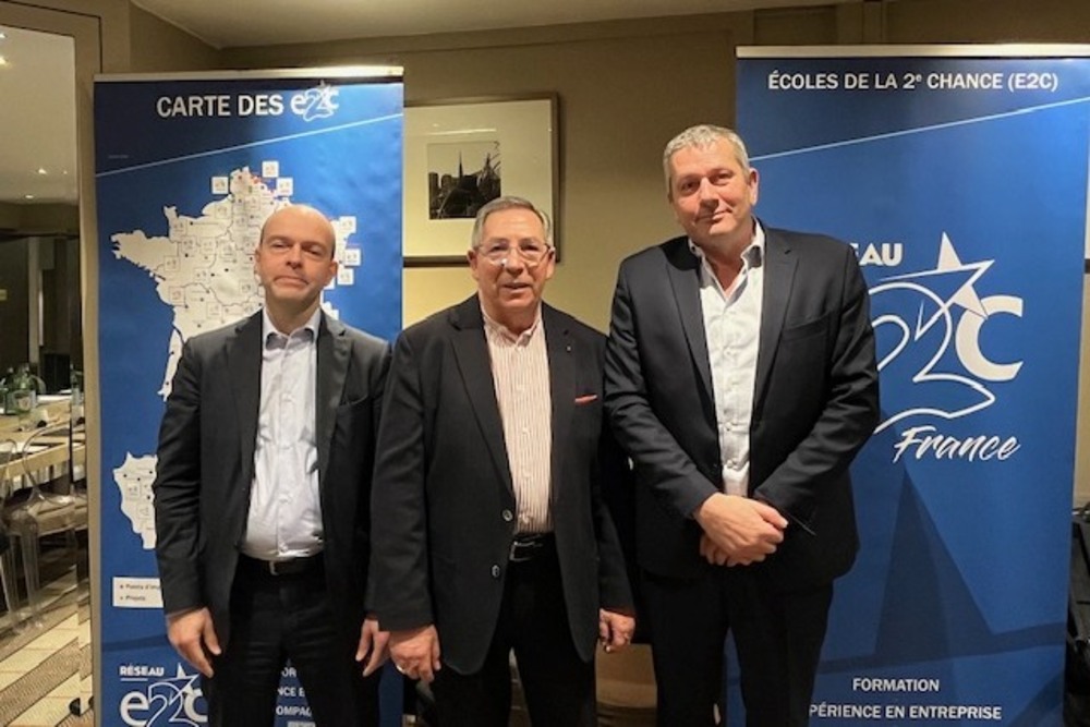 De gauche à droite : Cyrille Cohas-Bogey, directeur général, Alexandre Schajer, président, Hervé Coué, vice-président et directeur de l’É2C de Seine-Saint-Denis.