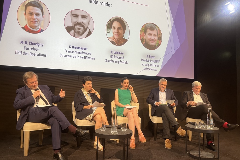 Le 16 juin à Paris, table ronde "Certifications professionnelles : comment reconnecter le système aux besoins des entreprises ?", organisée par le Medef.