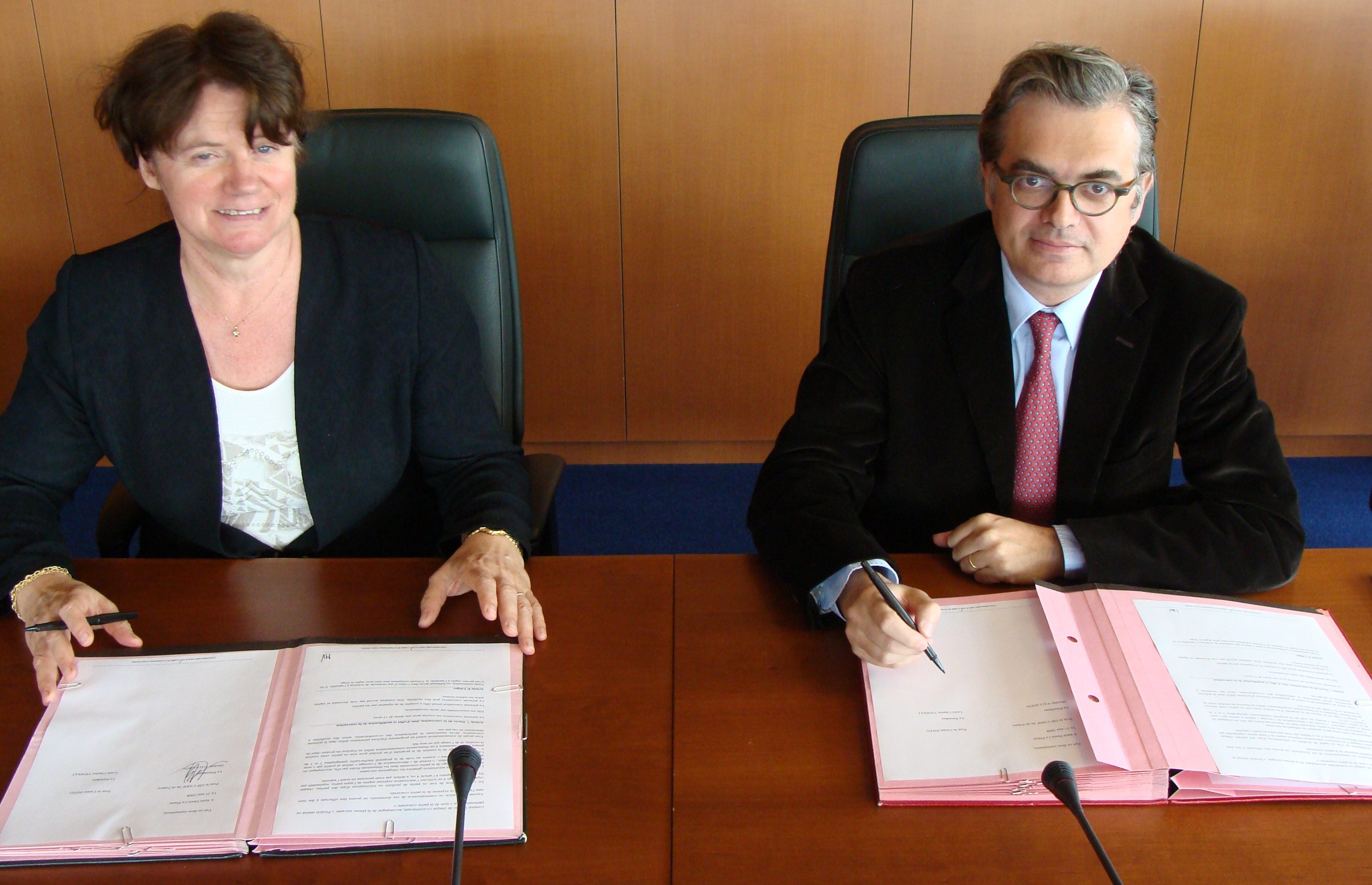 Michèle Valladon, présidente du GIP Carif Île-de-France et Louis-Charles Viossat, président du Centre INFFO