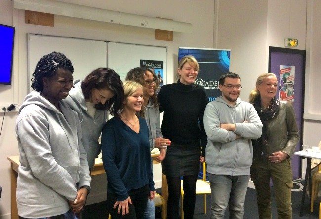 Sophie Viger (Webacadémie) et Corinne Caillaud (Microsoft) entourées des étudiants