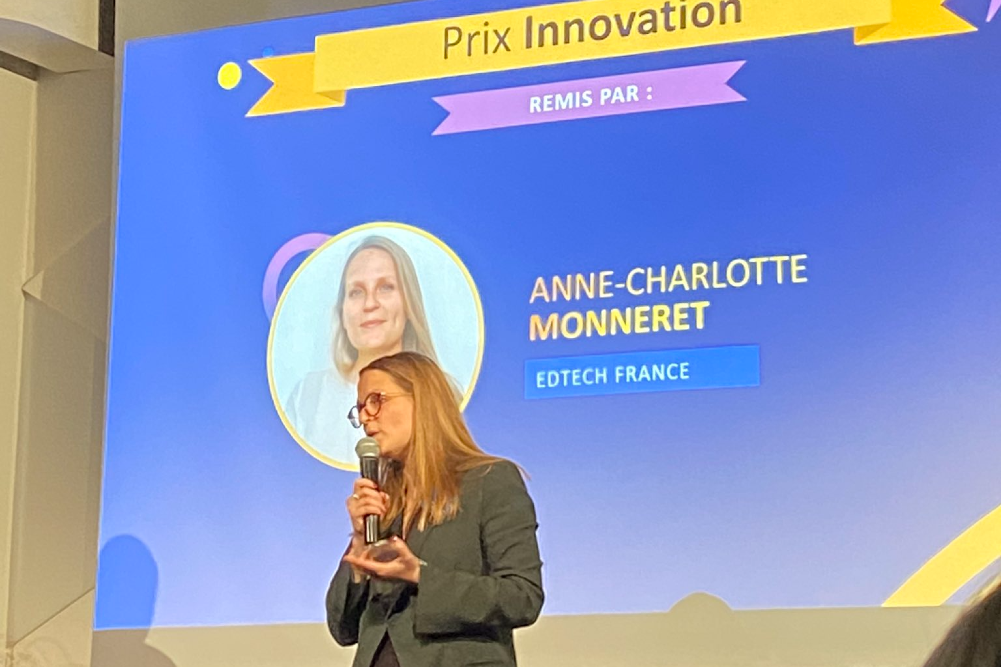 Trophées EdTech France 2022, 8 mars 2022, avec sa présidente, Anne-Charlotte Monneret.