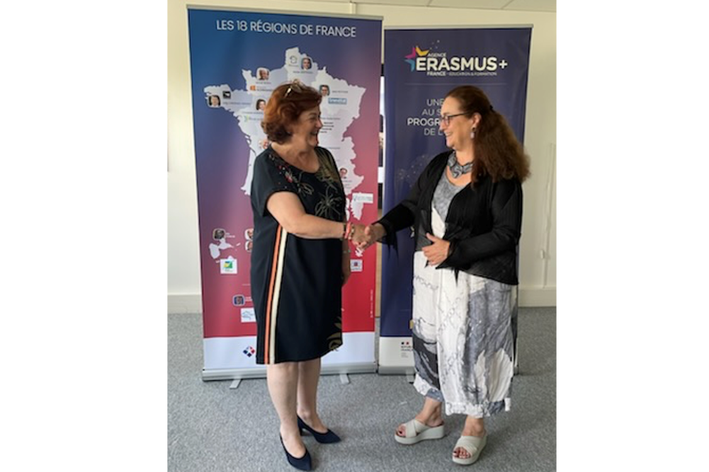 Nathalie Lanzi (Régions de France) et Laure Coudret-Laut (agence Erasmus+ France Education Formation).