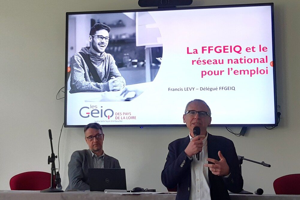 Lors de l'évènement Geiq Pays de la Loire. A gauche, Pascal Binet, délégué du comité régional des Geiq des Pays de la Loire, à droite, Francis Levy, délégué général de la fédération nationale des Geiq.