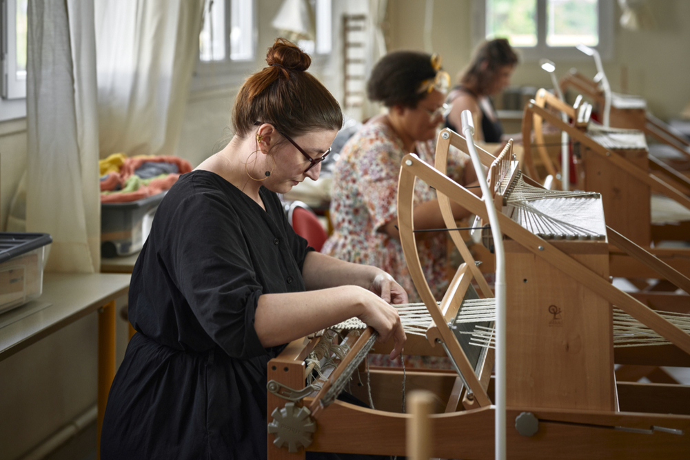 Tissage Lainamac © Julie Limont, pour la Fondation Bettencourt Schueller