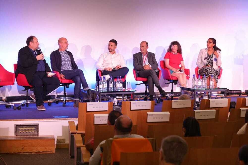 Table ronde “Le parasport : un passeport pour l’emploi”, lors de la journée “Parasport Reconversion”, le 25 juin 2024, à la Maison du sport français, à Paris. Copyright Philippe Chagnon, Cocktail santé.